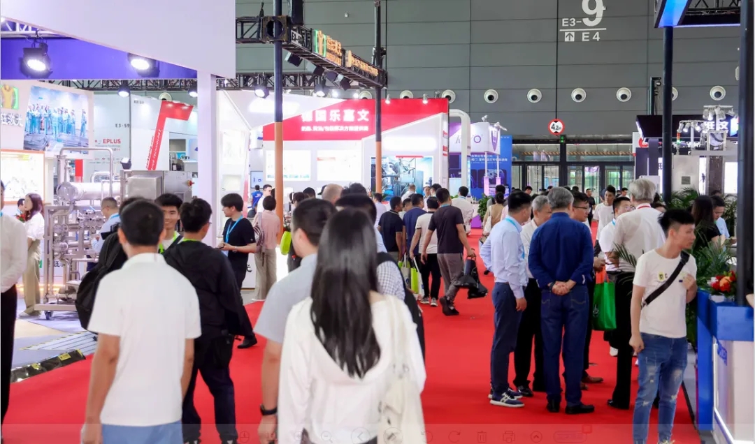 玩球通(中国)一站式服务平台乳业集团党委书记、董事长唐洪峰一行参加中国乳制品工业协会第三十次年会暨2024中国（国际）乳业技术博览会