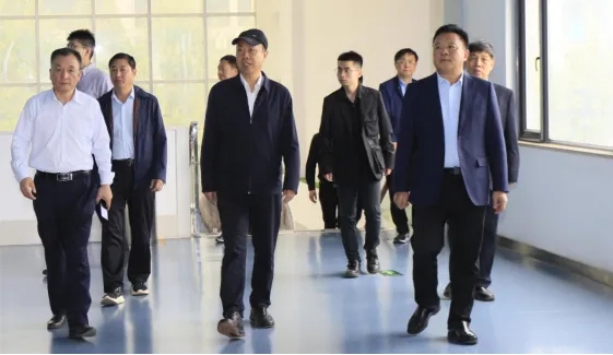 中国工程院院士任发政莅临玩球通(中国)一站式服务平台乳业集团调研指导工作