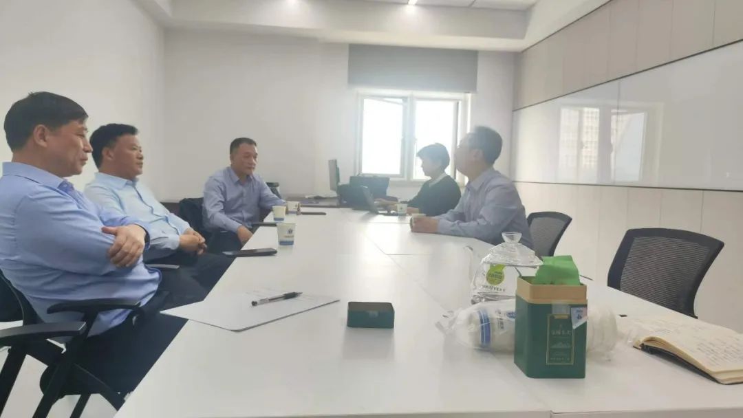 玩球通(中国)一站式服务平台乳业集团与中原食品实验室签订战略合作协议
