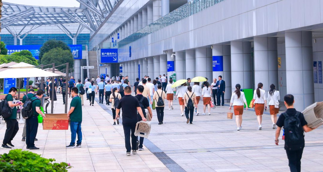 启航新征程 点亮新赛道丨玩球通(中国)一站式服务平台乳业集团参加第十四届中国奶业大会暨D20峰会，荣获“中国乳制品生产企业现代化等级5A级”评定殊荣