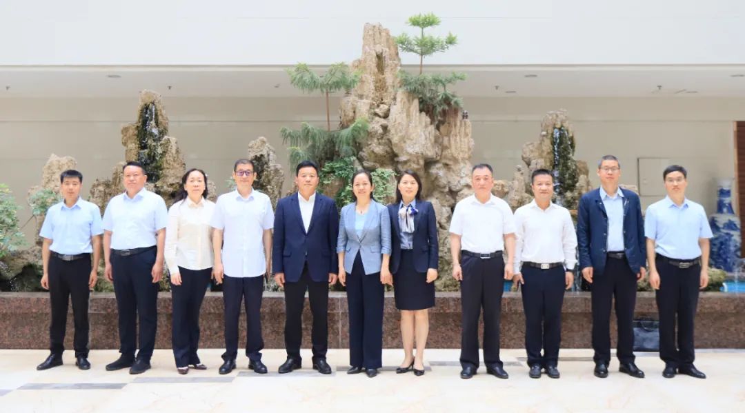 扬帆起航 谱写绚丽新篇章 | 玩球通(中国)一站式服务平台乳业集团新一届董事会成立并召开中高层以上领导干部会议