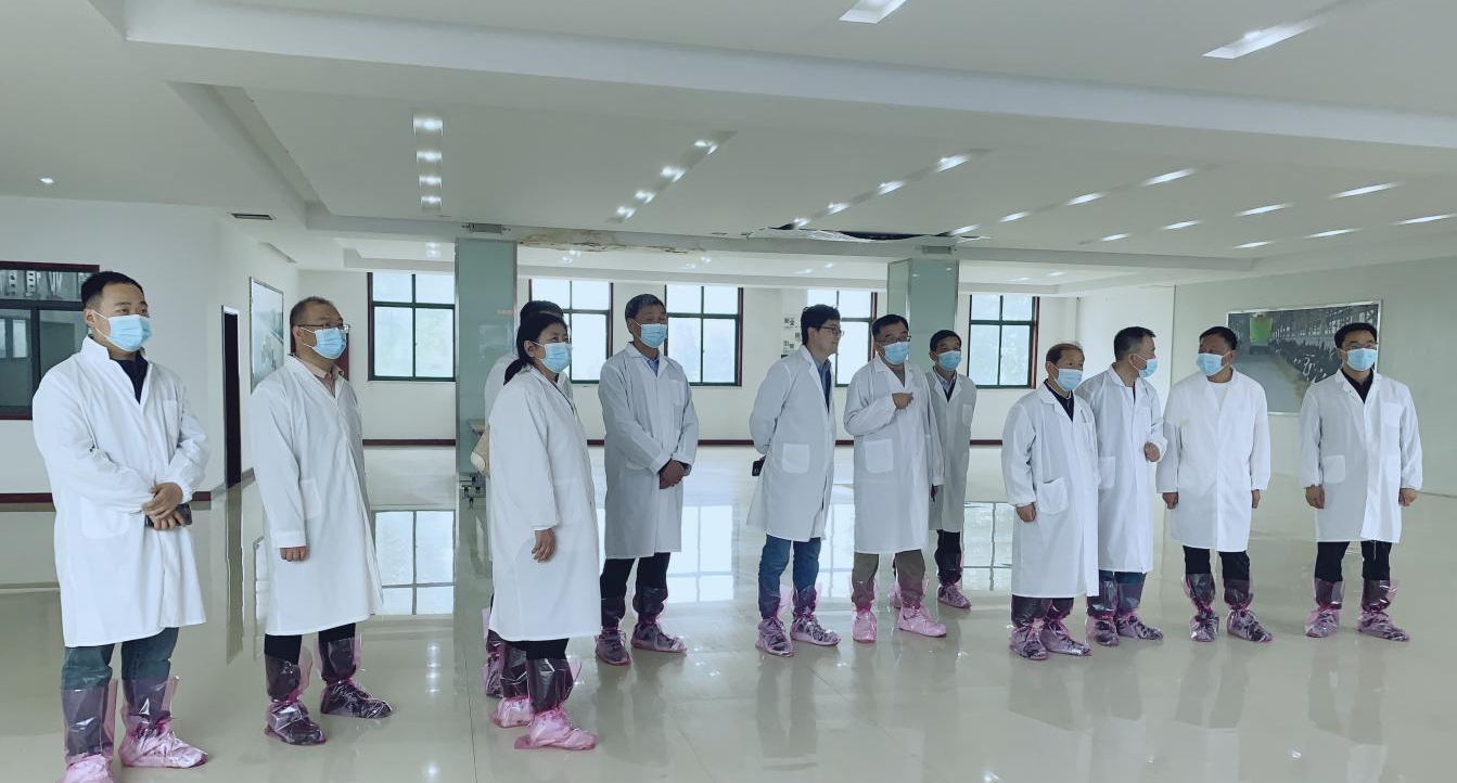 玩球通(中国)一站式服务平台丨河南农业大学党委副书记、校长介晓磊一行莅临玩球通(中国)一站式服务平台河南瑞亚参观调研