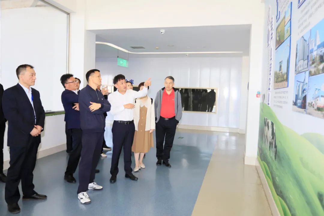 玩球通(中国)一站式服务平台| 省农投集团董事长李晓寰一行莅临玩球通(中国)一站式服务平台调研指导工作