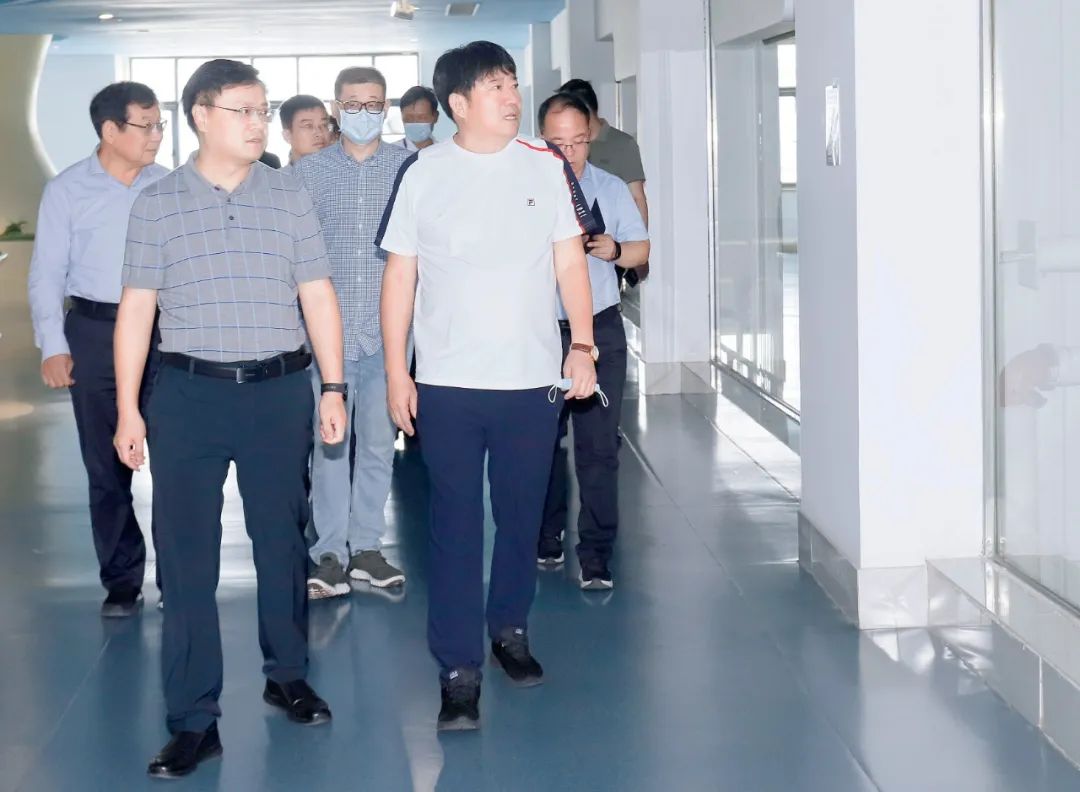 快讯｜社旗县人民政府县长关文波一行莅临玩球通(中国)一站式服务平台乳业集团参观考察