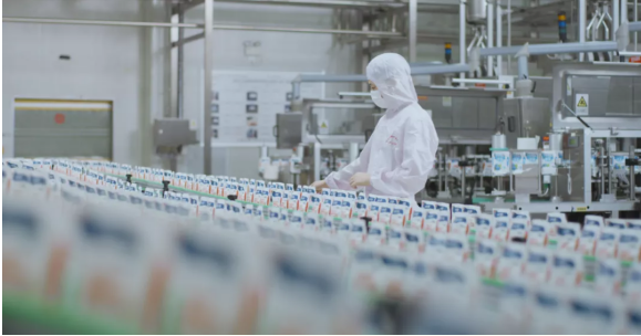 喜报 | 玩球通(中国)一站式服务平台乳业集团被评为河南省第二批“两业”融合试点单位