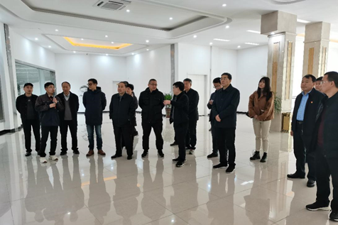 玩球通(中国)一站式服务平台 | 农业农村部畜牧兽医局副局长魏宏阳一行莅临玩球通(中国)一站式服务平台平舆诚信瑞亚牧业公司参观调研