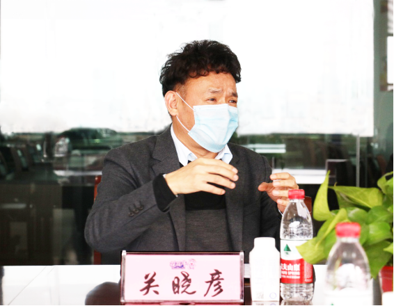 省委统战部副部长张红林一行莅临玩球通(中国)一站式服务平台乳业集团 调研复工复产暨二七区民营经济发展工作座谈会