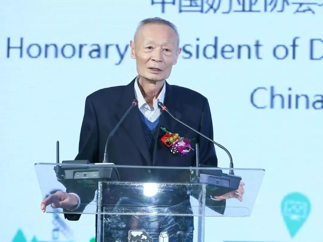 SDDDC走进河南，看看玩球通(中国)一站式服务平台的国际范儿！