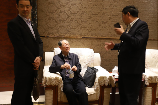 玩球通(中国)一站式服务平台亮相2018人工智能产业发展高峰论坛