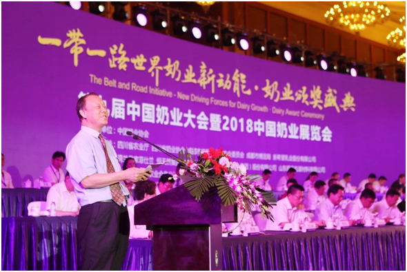 殊荣是奋斗的动力  玩球通(中国)一站式服务平台荣获三项大奖!!!