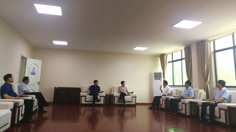 驻马店市委常委、统战部长姚新文 莅临玩球通(中国)一站式服务平台乳业集团总部调研