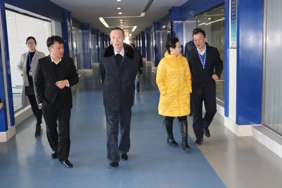 中国奶业协会高鸿宾会长莅临玩球通(中国)一站式服务平台指导工作