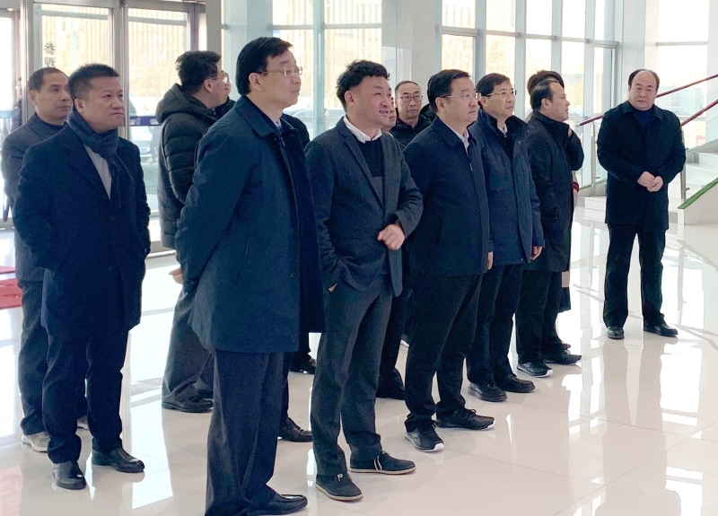 郑州市委副书记、市长王新伟莅临玩球通(中国)一站式服务平台乳业集团调研